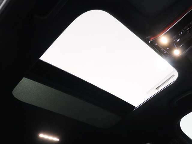 GLCクーペ220d 4マチック AMGラインパッケージ(ISG) 4WD