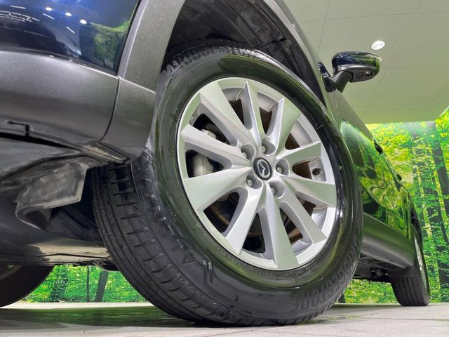 �y����17�C���`�A���~�z�C�[���z�O�ςɃ}�b�`���������A���~�z�C�[���𑕒����Ă���܂��B�e��ЊO�A���~�z�C�[����A�X�^�b�h���X�^�C�����戵�����Ă���܂��B���񂲑��k����������