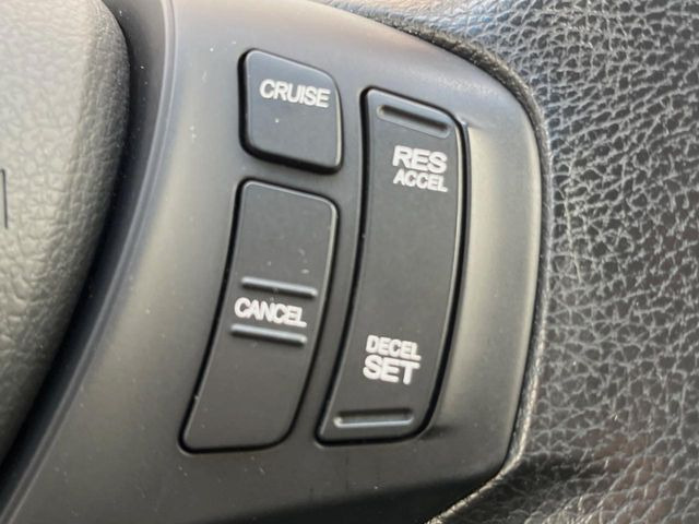 �y�N���[�Y�R���g���[���z�������H�����N���N���s�B�A�N�Z���𗣂��Ă���葬�x�ő��s���ł��A�������^�]���̕��S���y��!�����E�������ȒP�ȃX�C�b�`����Œ����ł��܂��B