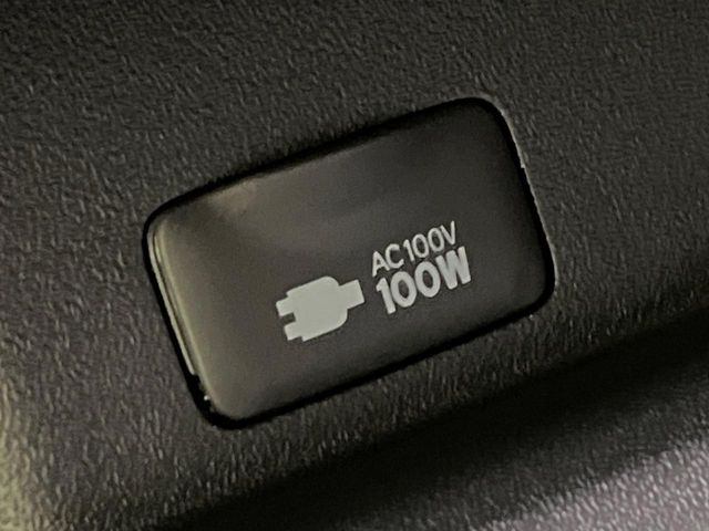 �y�A�N�Z�T���[�R���Z���g�z�L�����v��X�|�[�c�A�A�E�g�h�A�ł̃A�N�e�B�r�e�B�͂������A�ЊQ�E��d�̍ۂɏ����ɂ��Ȃ�AC100V�R���Z���g�𑕔���P�[�^�C��^�u���b�g�A�Q�[���@��̏[�d�ɂ���