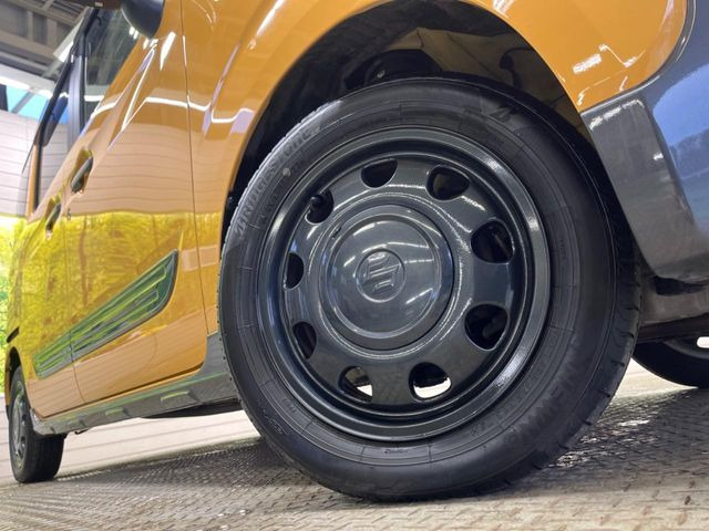 �y����14�C���`�A���~�z�C�[���z�O�ςɃ}�b�`���������A���~�z�C�[���𑕒����Ă���܂��B�e��ЊO�A���~�z�C�[����A�X�^�b�h���X�^�C�����戵�����Ă���܂��B���񂲑��k����������