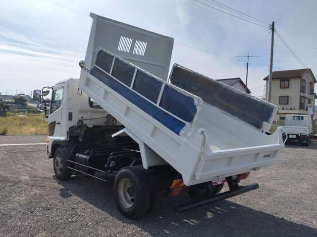 �Ƃɂ����i���A���i�A�T�[�r�X�A�����Ȃǂ̘r�ɂ͑��Ђɕ����Ȃ����M������܂�!�I�[�g���[���E��ԑݏo�E�����^�J�[�Ȃǖ{���ɂǂ�ȍ��ׂȎ��ł����C�y�ɂ����k������!