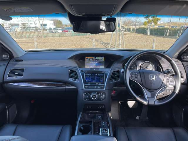 �S�Ԏ���\�ł��B�傫�ȓW����������ۂɉ^�]���Ă݂ĉ������B���ۂɏ���Ă݂Ă��ꂩ��̃J�[���C�t��z�����Ă���������