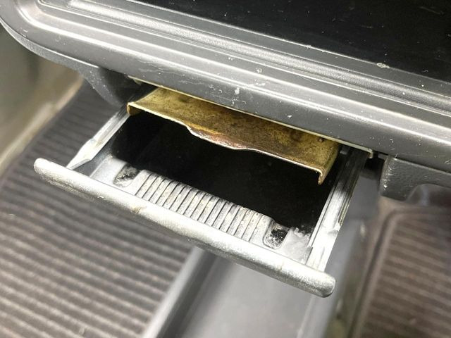 ����肪���ꂢ�Ȃ����ɁA�h�K���H�̎{�H���I�X�X���B�~��n��͂������A���ݕ��ɂ��Z���̕���A��Ń}�����E�E�B���^�[�X�|�[�c���������ɑ�ύD�]���������Ă���܂��B