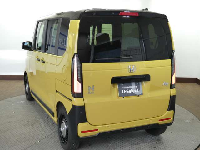 N-BOXジョイ 2トーン