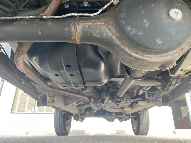 ����肪���ꂢ�Ȃ����ɁA�h�K���H�̎{�H���I�X�X���B�~��n��͂������A���ݕ��ɂ��Z���̕���A��Ń}�����E�E�B���^�[�X�|�[�c���������ɂ��D�]���������Ă���܂��B