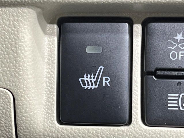 �y�V�[�g�q�[�^�[�z�������ɏd�󂷂�V�[�g�q�[�^�[!�G�A�R����葁�����܂��Ă����̂Ŋ�����̐l�����S�ł��ˁ�G�A�R���̉����͊������邩����A�Ƃ������ɂ����������߂ł��B