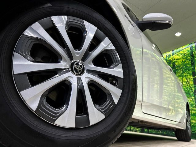 �y����15�C���`�A���~�z�C�[���z�O�ςɃ}�b�`���������A���~�z�C�[���𑕒����Ă���܂��B�e��ЊO�A���~�z�C�[����A�X�^�b�h���X�^�C�����戵�����Ă���܂��B���񂲑��k����������