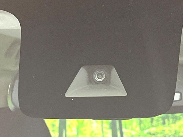 �y�O�He-Assist�z���s���ɑO���̎ԗ�����F�����A�Փ˂������Ȏ��͌x��ƃu���[�L�ŏՓˉ���Ɣ�Q�y�����A�V�X�g�B�����S�Ƀh���C�u�����y���݂��������܂��B