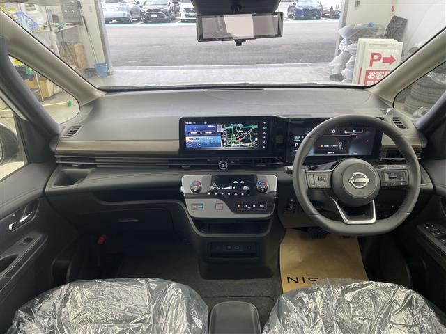 セレナ1.4 e-POWER ハイウェイスターV