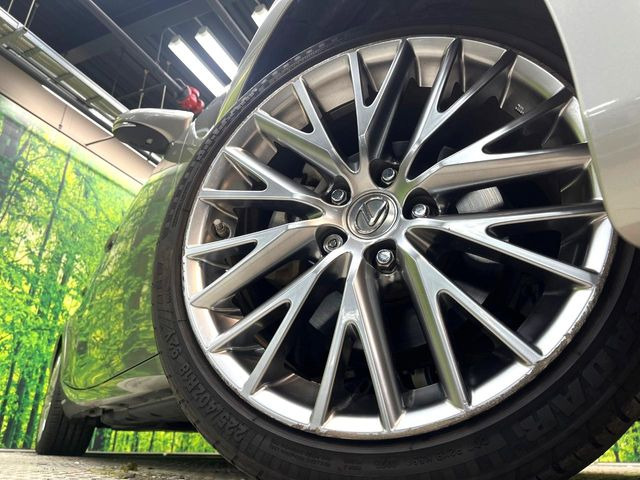 �y����18�C���`�A���~�z�C�[���z�O�ςɃ}�b�`���������A���~�z�C�[���𑕒����Ă���܂��B�e��ЊO�A���~�z�C�[����A�X�^�b�h���X�^�C�����戵�����Ă���܂��B���񂲑��k����������