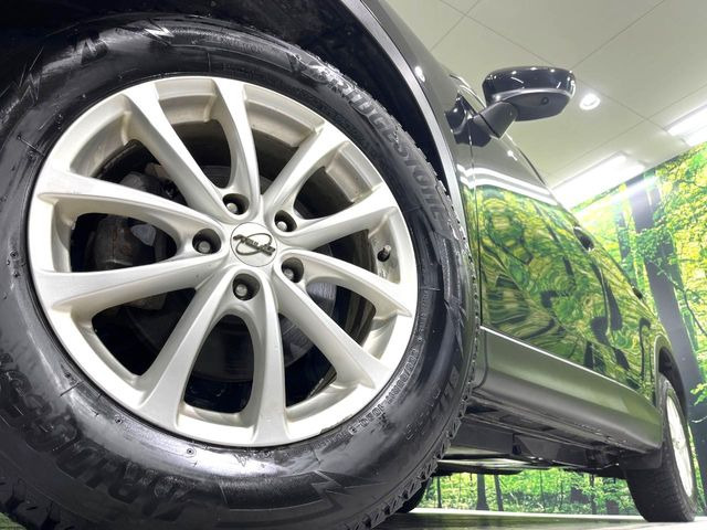 �y17�C���`�A���~�z�C�[���z�O�ςɃ}�b�`�����A���~�z�C�[���𑕒����Ă���܂��B�e��A���~�z�C�[����A�X�^�b�h���X�^�C�����戵�����Ă���܂��B���񂲑��k����������