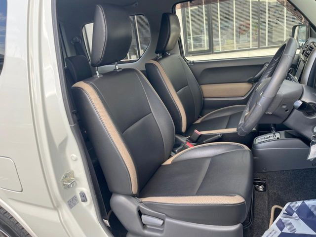 �y���烌�U�[�V�[�g�z����̂ӂ���肪�e�ՂŃ����e�i���X�����ȒP�ȁA�@�\���ɗD��鍇����v���̗p�����㎿�ȃV�[�g�ł��B����S�n���悭�A���������ӂ��S�n�ǂ��ԓ���Ԃ����o���Ă���܂��B