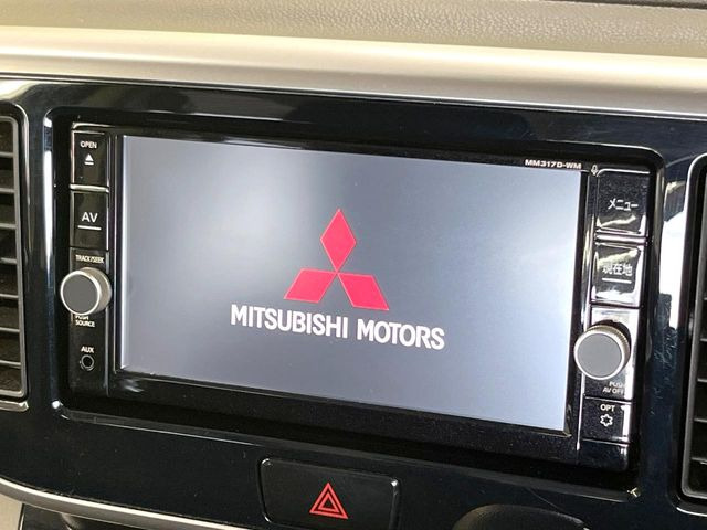 �y�����i�r�z�l�C�̏����i�r�𑕔����Ă���܂��B�i�r�̎g���₷���͂������A�I�[�f�B�I�@�\���[��!�L�����v�◷�s�͂������A�ʋ΂┃�����ȂǕ��i�̃h���C�u���y�����Ȃ�͂���