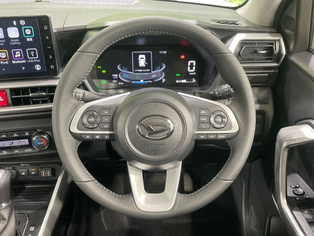 �y�����v�����X�e�A�����O�z�㎿�Ȋv���g�p���邱�ƂŁA��ɂ����������݂ƂĂ��^�]���₷���n���h���ł���