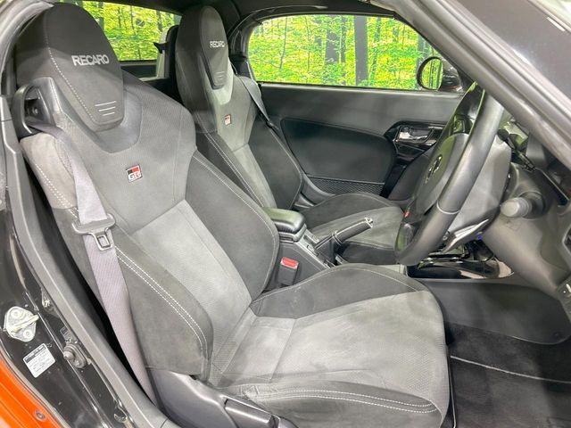 �h���C�o�[�ɂ���ĉ^�]���₷���|�W�V�����͈قȂ�A���̎Ԃ͂ǂ��Ȃ̂��s���Ȃ��Ƃ�����܂���ˁB�C�ɂȂ邨�Ԃ͓X���ŏ�荞��ł��m�F���������܂���