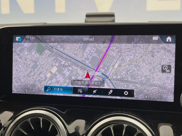 �������i�r:��̊��̂���i�r�́A����������ԓ������o���Ă���܂��BBluetooth�Đ��ȂǃI�[�f�B�I�@�\���[�����Ă���܂��̂ŁA�^�]�����y���߂܂���