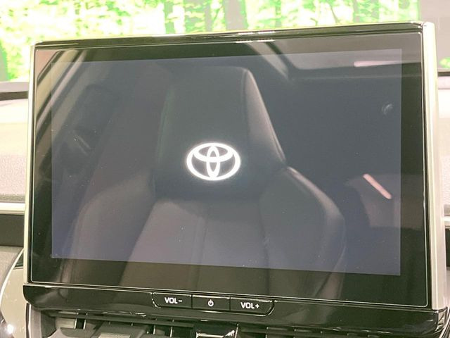 �y10.5�C���` �f�B�X�v���C�I�[�f�B�I�z���ʂ̃f�B�X�v���C��AppleCarPlay��AndroidAuto�����p�\�B�傫�ȉ�ʂŃX�}�z�i�r�A�v���������p���������܂���