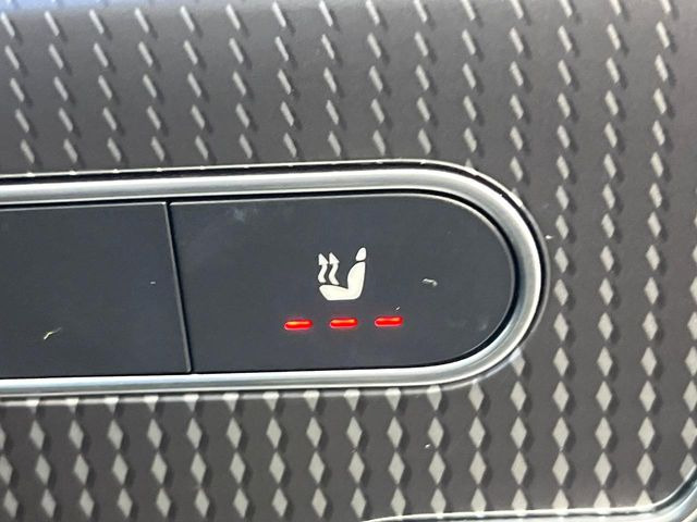 ���t�����g�V�[�g�q�[�e�B���O:�^�]�ȁE����ȋ��ɎO�i�K�Œ��߂��\�ȃV�[�g�q�[�^�[�𑕔����Ă���܂��B�G�߂��킸���K�ɂ��g�p���������܂��B