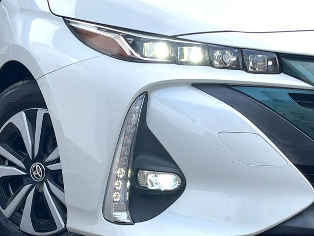 �yLED�w�b�h���C�g�z���V����ԑ��s�����ǍD�Ȏ��E���m�ۂ����S���ĉ^�]�ł��鍂�P�xLED�w�b�h���C�g�𑕔�!�_�����x�������A����d�͂��}�����Ă��܂��B