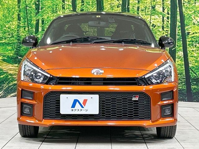 ���Ђł́A�S�ԁw�C�����Ȃ��x�̂��Ԃ̂ݎ�舵���Ă���܂��B��C�o�C���[�ɂ�錵�I�����d����̌�A���Ɍ�̎ԗ��`�F�b�N���s���A�l�N�X�e�[�W���F�肵�����i���Ȓ��ÎԂ����񋟂��Ă���܂��B