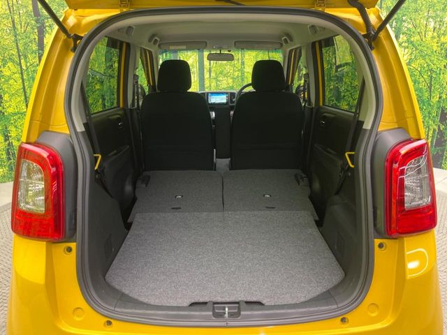 ���i�̂���������ʋ΁A���}���ɏ\���ȉ׎��X�y�[�X���m�ۂ��Ă���܂��B�Z�J���h�V�[�g��|���ƁA�傫�ȉו��̐ύڂ��\�ł���