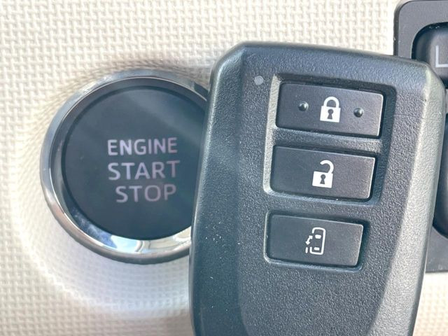 �y�X�}�[�g�L�[�z�J�o����|�P�b�g�ɓ��ꂽ�܂܂ł��h�A�̎{���E�������\�ȃX�}�[�g�L�[�𑕔��B�G���W���̃I���E�I�t�����J�M�����o���K�v����������Ƃ��Ă��֗��ł���