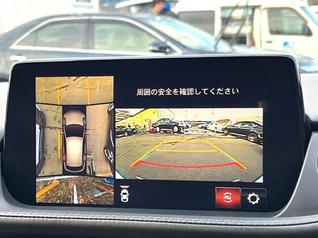 �y360&deg;�r���[���j�^�[�z��p�̃J�����ɂ��A�ォ�猩���낵���悤�Ȏ��_��360�x�N���}�̎��͂��m�F���邱�Ƃ��ł��܂������p�������m�F���₷���A�����ꏊ�ł̐؂�Ԃ��⒓�Ԃ��X���[�Y�ɍs���܂��B