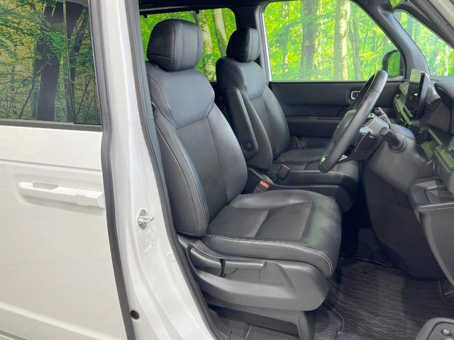 �y�n�[�t���U�[�V�[�g�z�������ƍ���S�n�𗼗������l�C�̃V�[�g���w�ʁE���ʂ̃t�@�u���b�N�f�ނ́A�ʋC���̗ǂ��⊊��ɂ����ɗD��Ă��܂��B�C���╞���ɍ��E���ꂸ���K�ɂ���肢�������܂��B