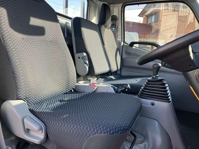 �؂��z�c���̖����L���C�ŉ��K�ȃV�[�g�ł��������ȃL���r������