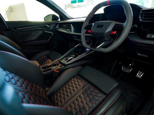 ����E�����������Ă���܂��B���C�y�ɂ����k���������B