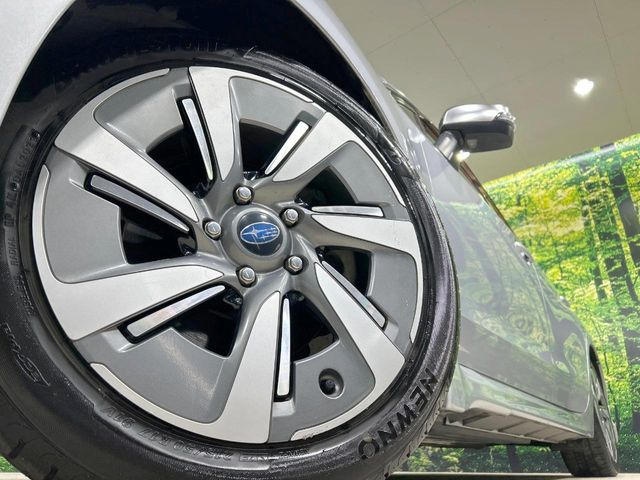 �y����17�C���`�A���~�z�C�[���z�O�ςɃ}�b�`���������A���~�z�C�[���𑕒����Ă���܂��B�e��ЊO�A���~�z�C�[����A�X�^�b�h���X�^�C�����戵�����Ă���܂��B���񂲑��k����������