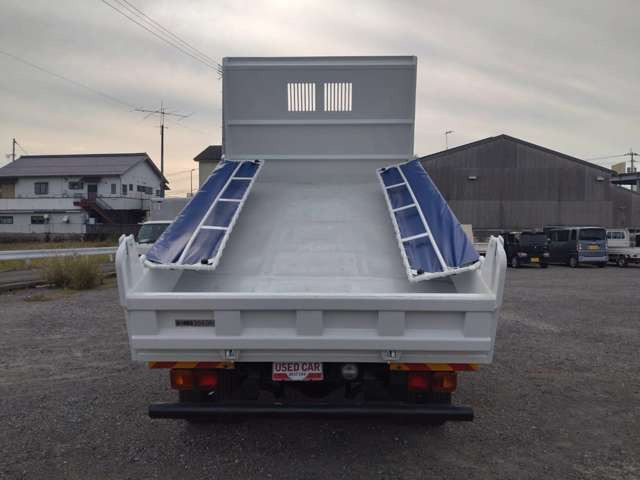 �Ƃɂ����i���A���i�A�T�[�r�X�A�����Ȃǂ̘r�ɂ͑��Ђɕ����Ȃ����M������܂�!�I�[�g���[���E��ԑݏo�E�����^�J�[�Ȃǖ{���ɂǂ�ȍ��ׂȎ��ł����C�y�ɂ����k������!