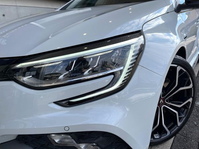 ��LED�w�b�h���C�g:��ԑ��s�����ǍD�Ȏ��E���m�ۂ����S���ĉ^�]�ł��鍂�P�xLED�w�b�h���C�g�𑕔�!�_�����x�������A����d�͂��}�����Ă��܂��B