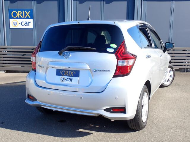 �����r���[�̉摜�ɂȂ�܂��B�I���b�N�X�F�蒆�ÎԂɂ́A���w��������S���Ă���肢���������߂ɁA�Ǝ��́u�I���b�N�X�F�蒆�Îԕۏ؁v�����t�����Ă��܂��B