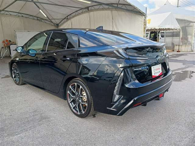 プリウスPHV1.8 S