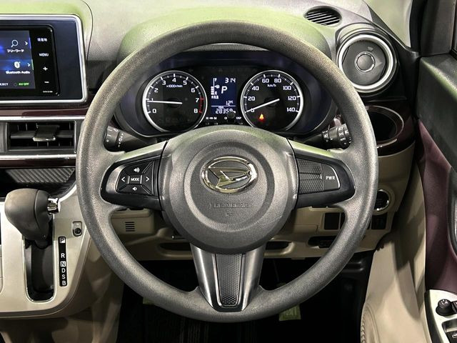 �y�X�e�A�����O�X�C�b�`�z�^�]���A�O������ڐ������炷���ƂȂ��A�I�[�f�B�I���̑��삪�\�ȕ֗��@�\!���S&���K�ȃh���C�u�����o���Ă���܂���