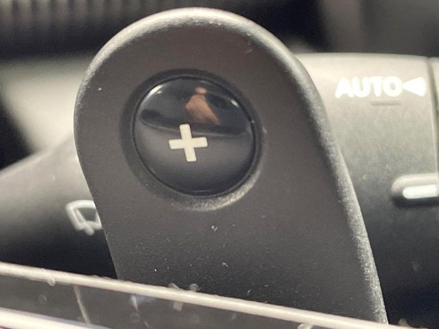 ���X�e�A�����O�p�h���V�t�g:�N�C�b�N�ȃV�t�g���삪�\!���X�|���X�������A���Ȃ��̃M�A�ϑ��ɂ�������Ƃ��Ă��Ă���܂�!���Ԃƈ�̂ƂȂ�鑕���ł��B