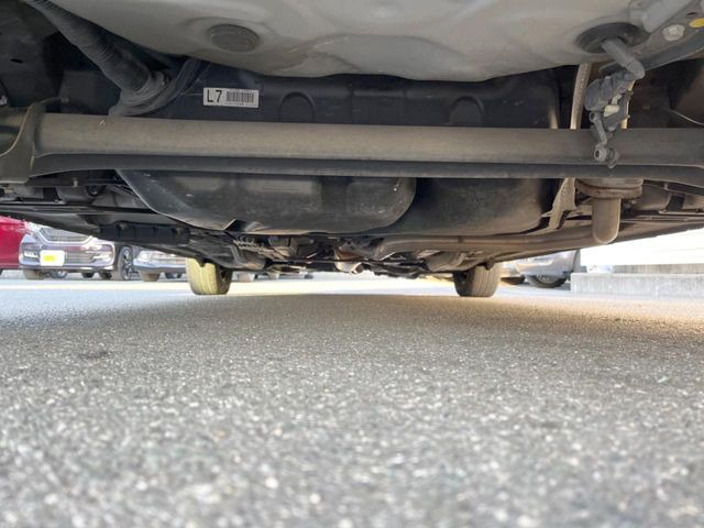 ����肪���ꂢ�Ȃ����ɁA�h�K���H�̎{�H���I�X�X���B�~��n��͂������A���ݕ��ɂ��Z���̕���A��Ń}�����E�E�B���^�[�X�|�[�c���������ɂ��D�]���������Ă���܂��B