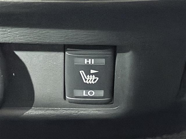 セレナ1.2 e-POWER ハイウェイスターV