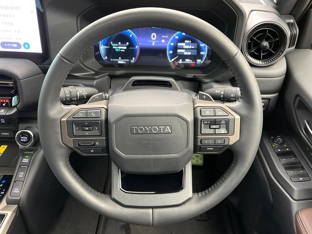 �y�����v�����X�e�A�����O�z�㎿�Ȋv���g�p���邱�ƂŁA��ɂ����������݂ƂĂ��^�]���₷���n���h���ł���