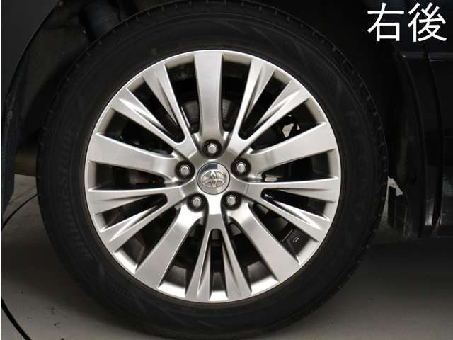 お客様のお好みの新品18インチ、19インチ、20インチホイール装着可能!ダウンサスなどローダウンも取付可能です!ヴァルドやワークなどのメーカー品も取り寄せ可能です!