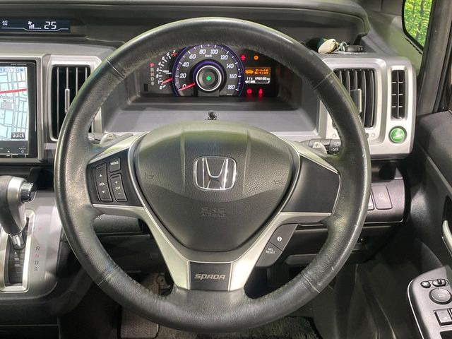 �y�����v�����X�e�A�����O�z�㎿�Ȋv���g�p���邱�ƂŁA��ɂ����������݂ƂĂ��^�]���₷���n���h���ł���