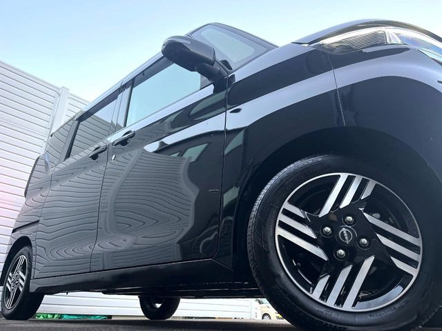 �y����14�C���`�A���~�z�C�[���z�O�ςɃ}�b�`���������A���~�z�C�[���𑕒����Ă���܂��B�e��ЊO�A���~�z�C�[����A�X�^�b�h���X�^�C�����戵�����Ă���܂��B���񂲑��k����������