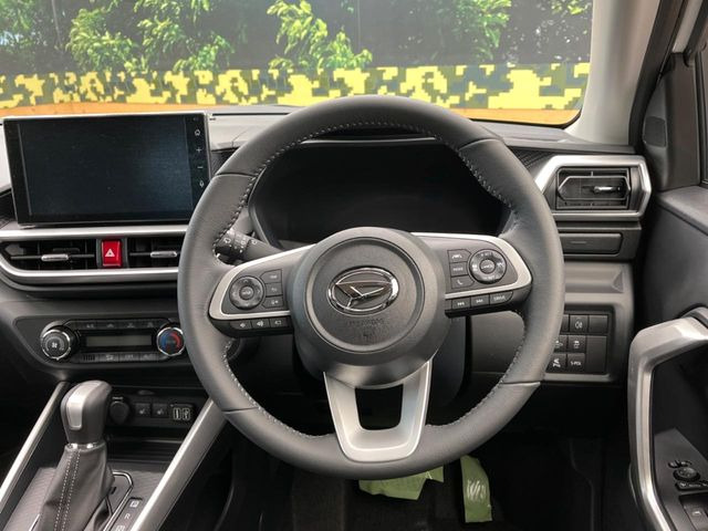 �y�����v�����X�e�A�����O�z�㎿�Ȋv���g�p���邱�ƂŁA��ɂ����������݂ƂĂ��^�]���₷���n���h���ł���