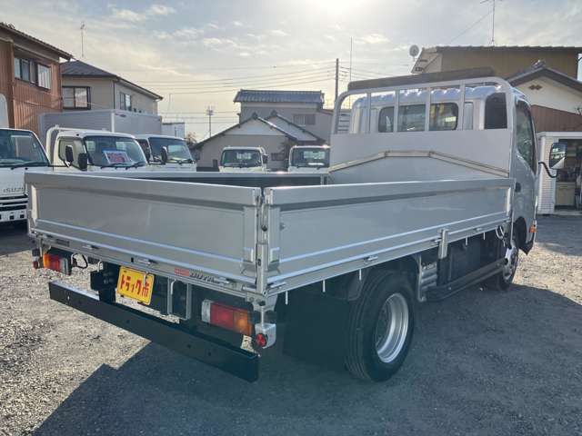 �S���z���[��&�Ɣ�&�e��ˑ�������܂�!