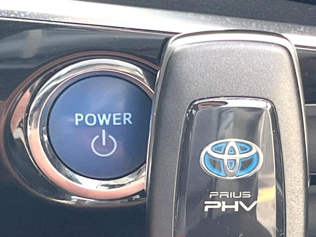 �y�X�}�[�g�L�[�z�J�o����|�P�b�g�ɓ��ꂽ�܂܂ł��h�A�̎{���E�������\�ȃX�}�[�g�L�[�𑕔��B�G���W���̃I���E�I�t�����J�M�����o���K�v����������Ƃ��Ă��֗��ł���