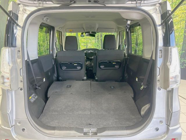 ���i�̂���������ʋ΁A���}���ɏ\���ȉ׎��X�y�[�X���m�ۂ��Ă���܂��B�Z�J���h�V�[�g��|���ƁA�傫�ȉו��̐ύڂ��\�ł���