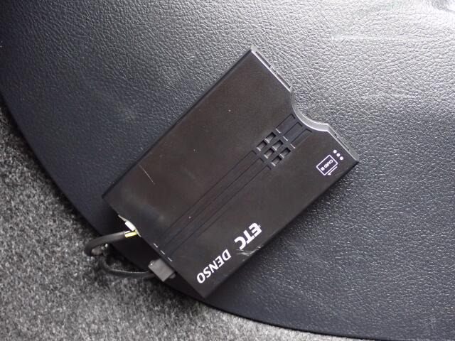 ETC���ڂł��B�L�����H�̗������Œ�Ԃ��鎖�Ȃ��X���[�Y�ɒʉ߂ł��܂��B