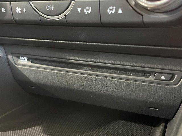 �yCD/DVD�f�b�L�z�I�v�V������CD/DVD�f�b�L�𓋍ځB